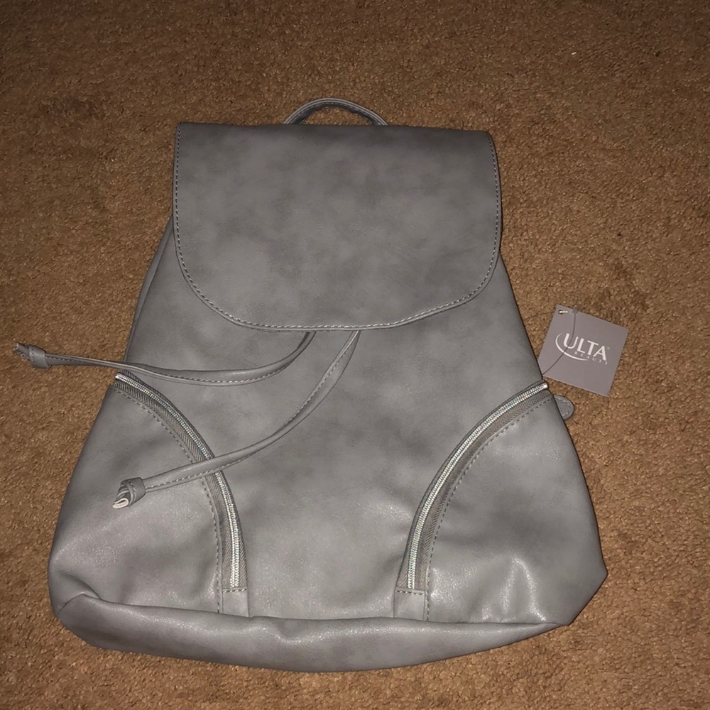 NWT NEVER USED GRAY ULTA BACKPACK